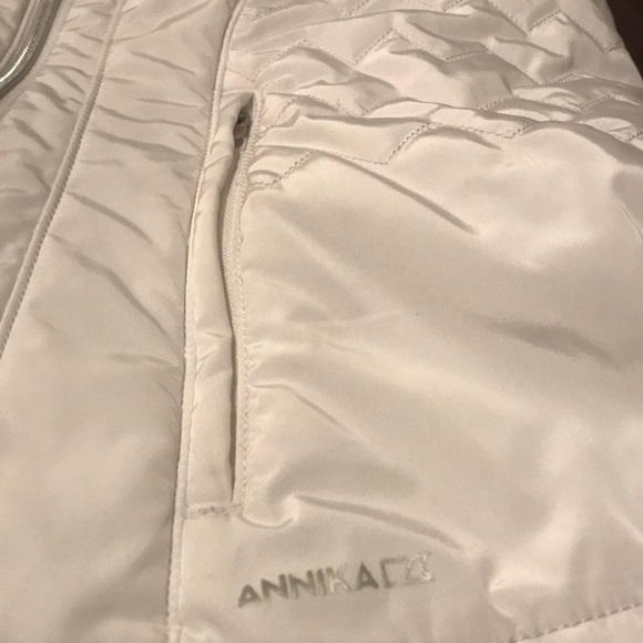 Annika Cutter & Buck vest - Picture 2 of 7